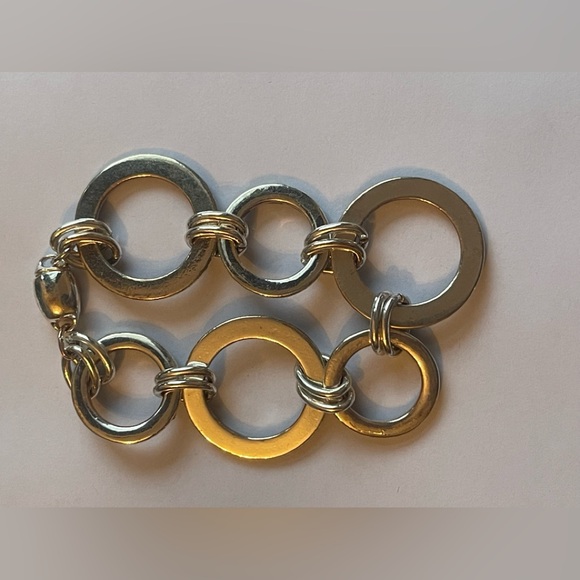 Chico's Silver & Green Toned Circle Bracelet - Picture 4 of 9